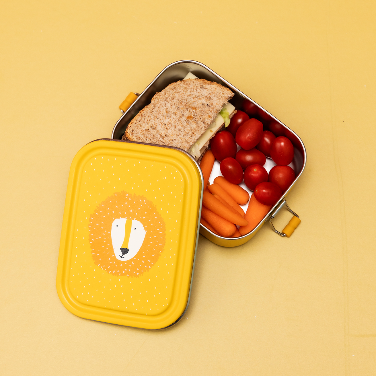 Lunch box Mr. Lion