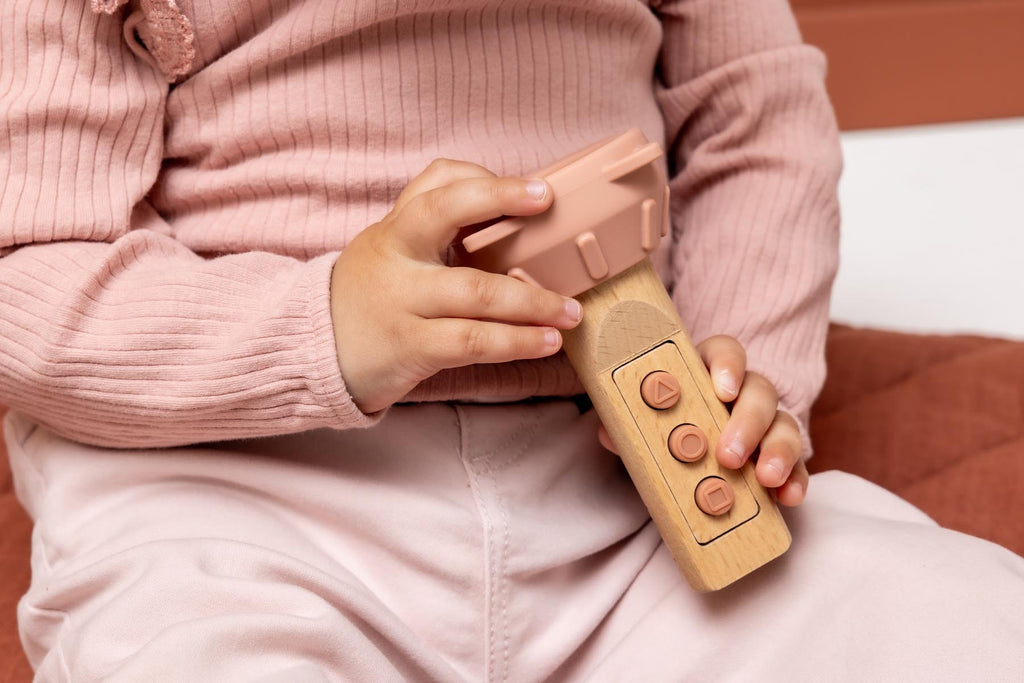 Wooden silicone flashlight - Mrs. Cat