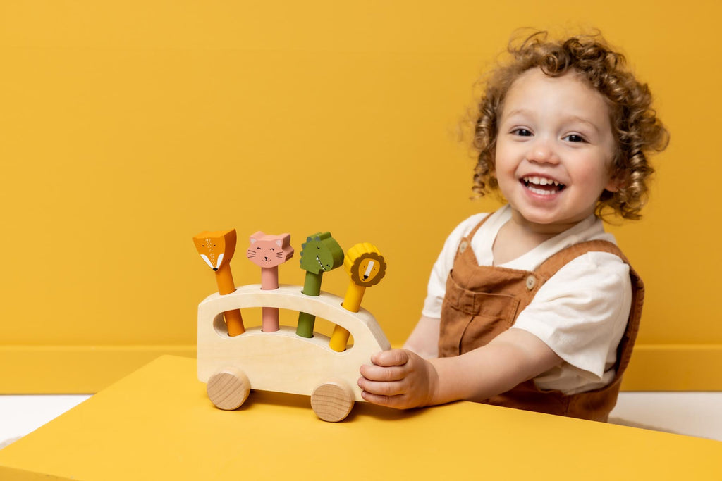 Wooden pop-up animal bus