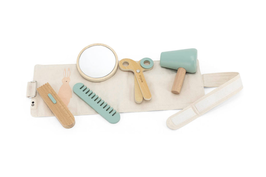 Wooden hairdresser set
